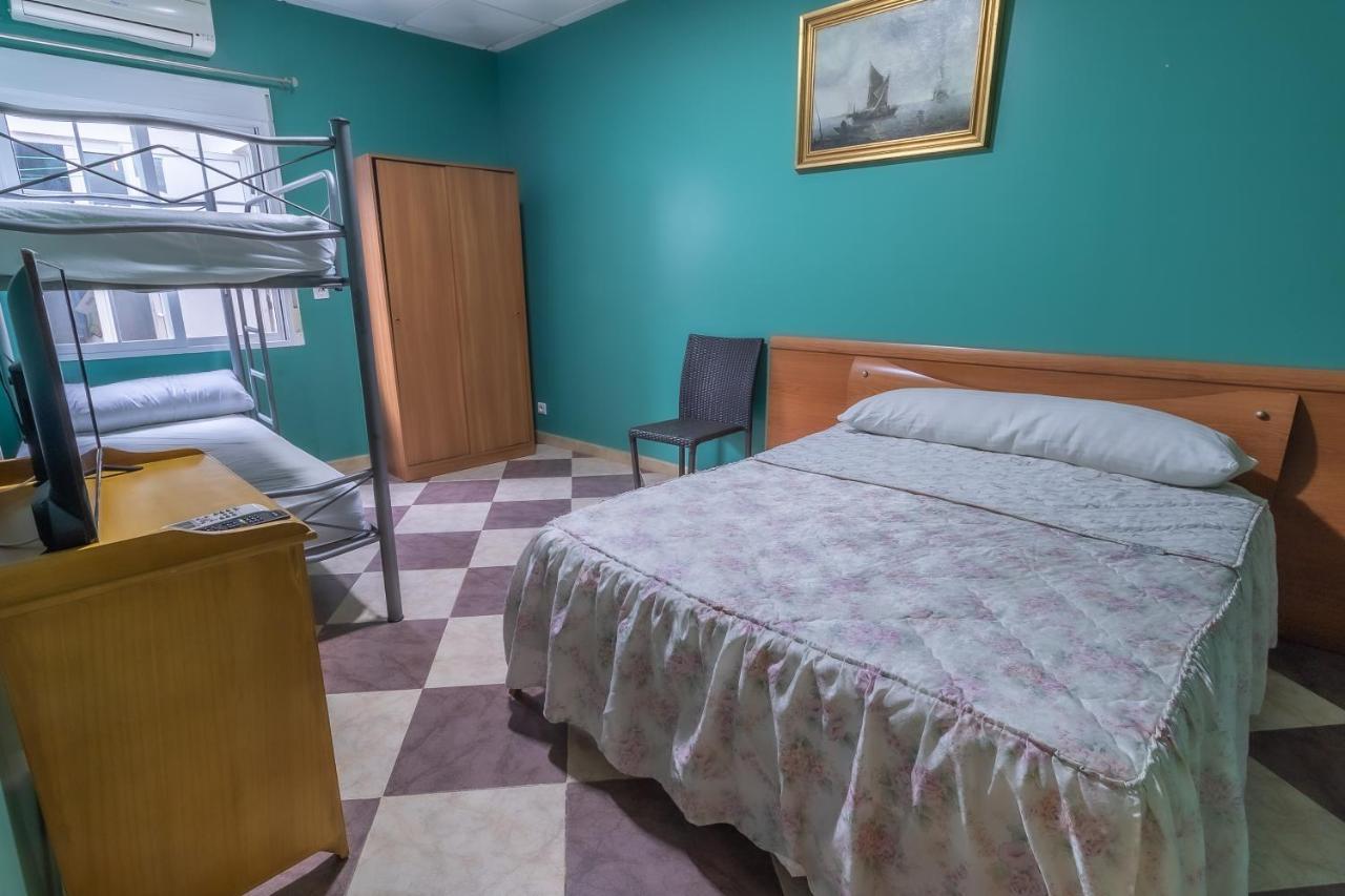 Albergue Rojo Plata Torremegía Екстериор снимка