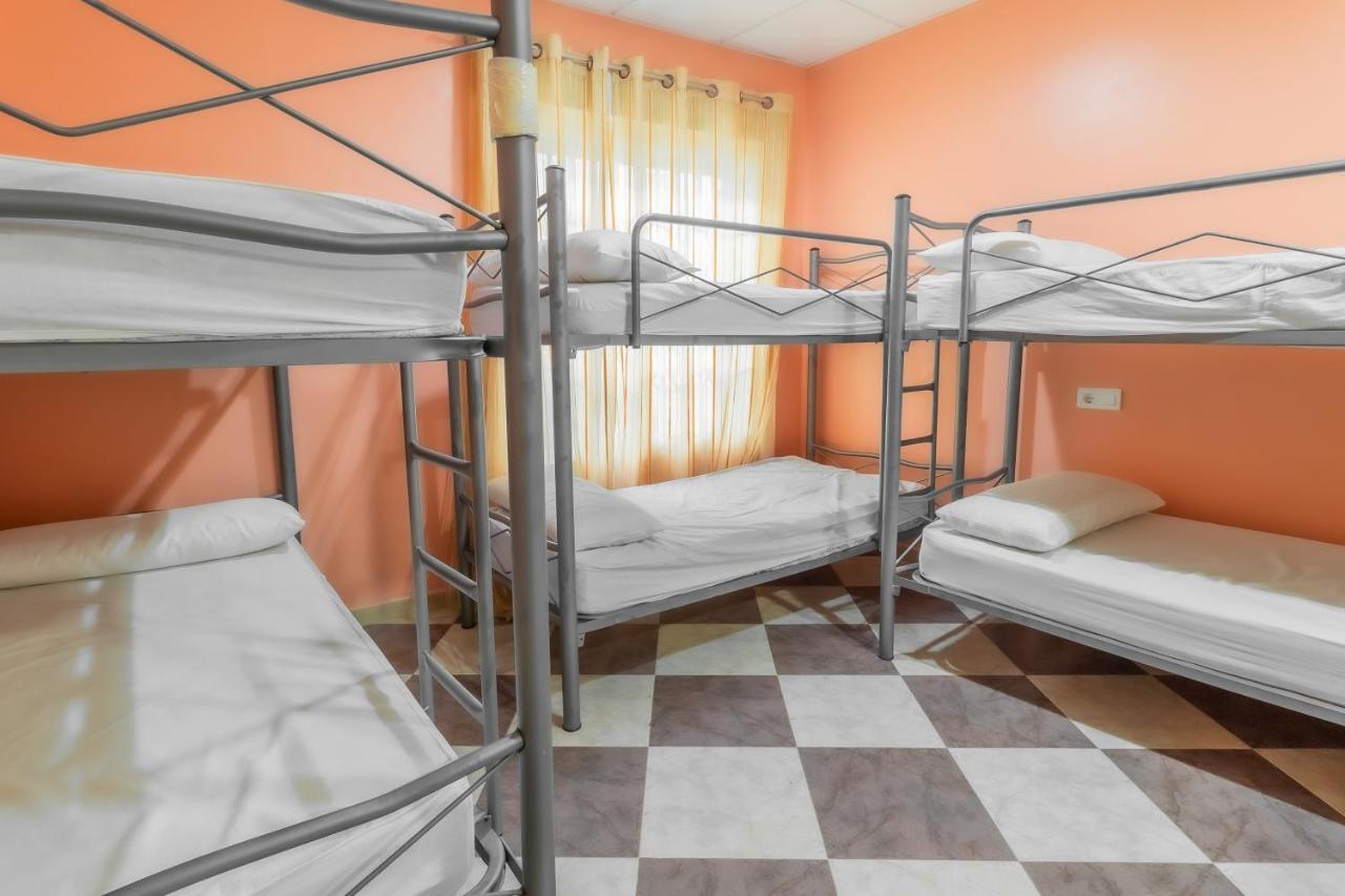 Albergue Rojo Plata Torremegía Екстериор снимка