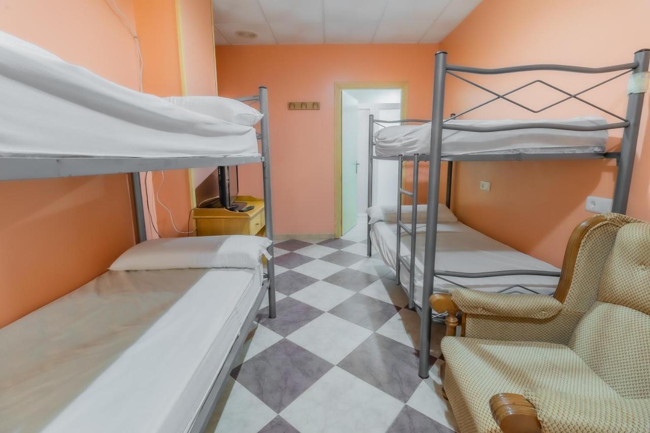 Albergue Rojo Plata Torremegía Екстериор снимка